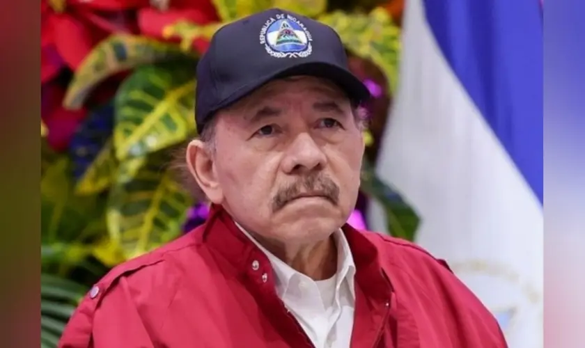 Cristãos na Nicarágua enfrentam intensa repressão sob o governo de Daniel Ortega, com igrejas fechadas e líderes perseguidos. Foto: Wikimedia Commons/Consejo de Comunicación y Ciudadanía del Gobierno de Nicaragua