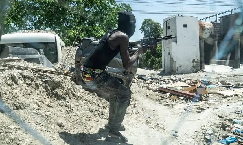 Metade das gangues no Haiti é composta por crianças, mas ministérios locais levam esperança e resgate em Jesus. Foto: © UNOCHA/Giles Clarke