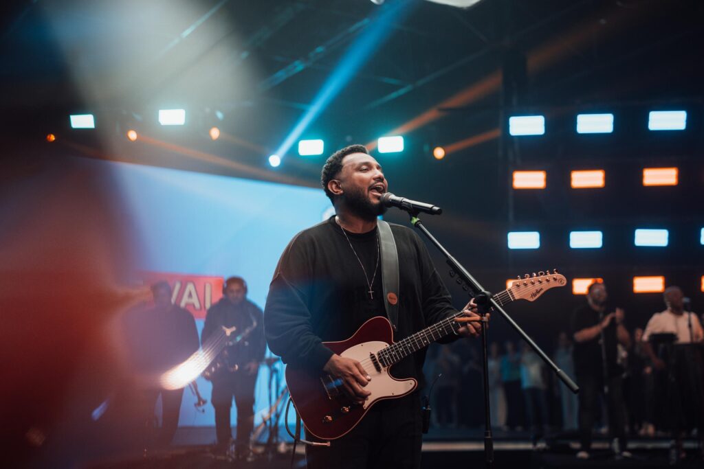 Eli Soares lança a canção “Jesus Cristo Mudou Meu Viver”