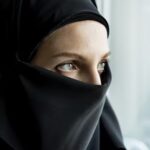 Cristã sequestrada no Paquistão é forçada a se converter ao islamismo, mas escapa de casamento forçado e testemunha o livramento de Deus. Foto: Representativa/Unsplash.