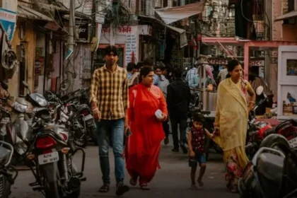 Missionários surdos estão evangelizando em Bangladesh através de um treinamento online de plantação de igrejas. Foto: Reprodução/Instagram/DOOR International