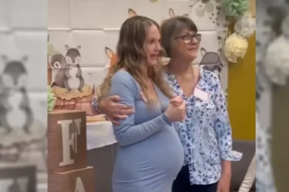 Uma igreja nos EUA realizou um chá de bebê para uma mãe que desistiu do aborto após encontrar apoio e conhecer Jesus. Foto: Love Life.