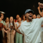 Deivison Pires lançou seu mais novo single, "Seja Forte e Corajoso", que já está disponível em todas as plataformas digitais. Foto: Divulgação.