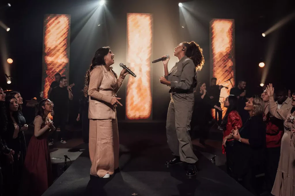 Eyshila lança ”Tu Podes Fazer de Novo” com Gabriela Gomes