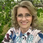 A deputada finlandesa Päivi Räsänen, ex-ministra do governo, volta ao centro de um processo judicial acusado por “discurso de ódio”. Foto: Reprodução/Facebook/Päivi Räsänen