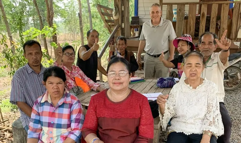 Comunidade remota tailandesa tem vida transformada, que começou com a visita de membros de uma igreja a uma família durante a pandemia. Foto: Reprodução/IMB