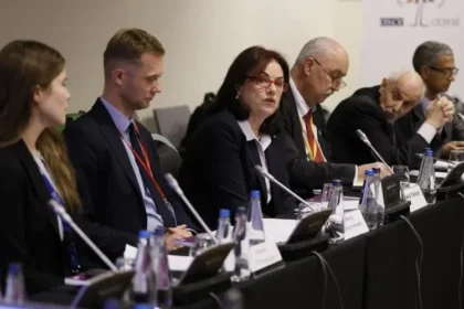 Um novo relatório alerta que os crimes de ódio e a perseguição contra cristãos e igrejas em toda a Europa estão sendo ignorados. Foto: OSCE/Piotr Dziubak