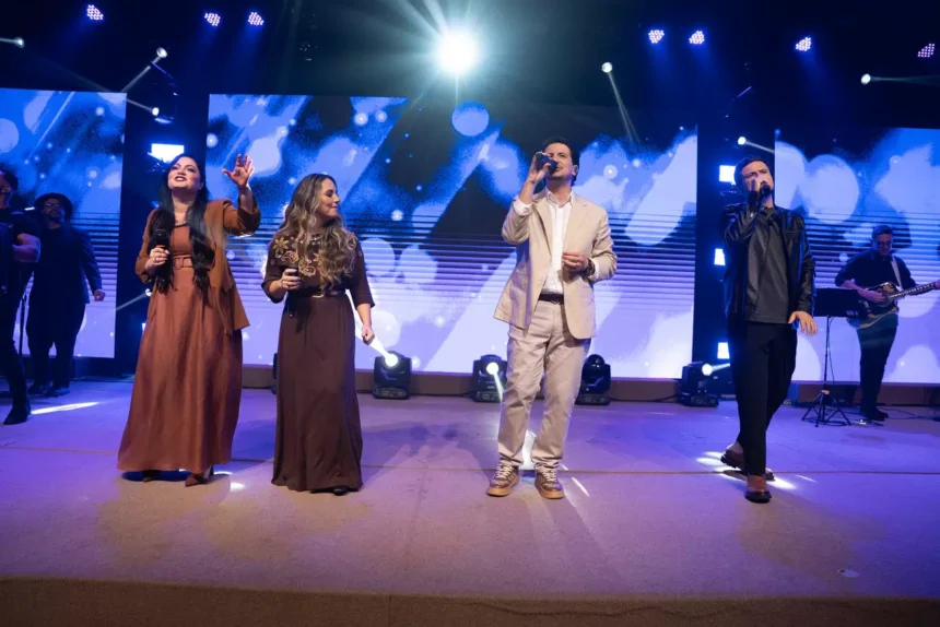 A dupla Gislaine e Mylena lançou o single "Vem Testemunho Aí", que conta com a participação especial dos cantores André e Felipe. Foto: Divulgação.
