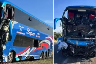 Acidente de ônibus de igreja e uma carreta carregada de açúcar deixou duas pessoas mortas e mais de 30 feridas, em Uberaba (MG). Foto: Reprodução/TV Integração/g1