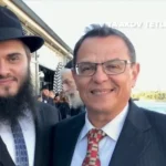 Sobrevivente de ataque em praia na Austrália perdoa terrorista que matou seu pai e emociona ao escolher a fé em vez do ódio após a tragédia. Foto: Reprodução/CBN News