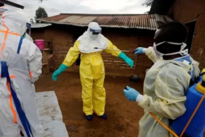 Cristãos enfrentam violência e um surto de Ebola no Congo, enquanto milhares fogem de ataques armados e vivem sem acesso a ajuda básica. Foto: Reprodução/ICC