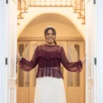 A cantora Larissa Santos lançou o single “É Deus Quem Vai Fazer”, destacando o cuidado de Deus e Seu tempo perfeito. Foto: Divulgação.