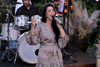 A cantora Mara Lima lança a canção ''Consolador'' do projeto ''A Comunhão'', pela gravadora Louvor Eterno. Foto: Divulgação.