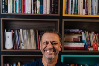 Maurício Soares, ex-diretor artístico da Sony Music Gospel, lançou uma plataforma para unir artistas e compositores. Foto: Divulgação.