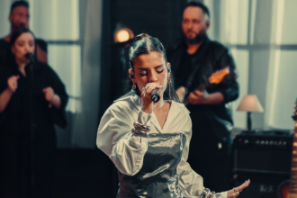 Lis Avancini traz “Getsêmani”, que teve grande repercussão na voz do intérprete de hits como “Sublime” e “Acredito (We Believe)”. Foto: Divulgação.