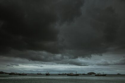 Diante dos alertas de Super El Niño no Brasil, pastor convoca cristãos para um movimento de oração pela proteção das cidades e famílias. Foto: Representativa/Unsplash.