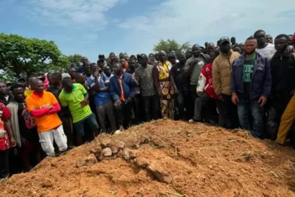 Ataque na Nigéria deixa 25 cristãos mortos e três feridos em uma comunidade no estado de Plateau, em meio à crescente violência na região. Foto: ICC