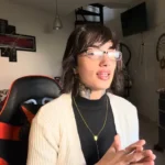 A criadora de conteúdo adulto Natalia Cabrera, conhecida nas redes sociais como “Tía Nati”, deixa o OnlyFans após encontro com Jesus. Foto: Reprodução/YouTube/la tia nat