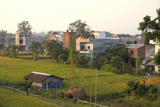 Enchente no Nepal deixa pelo menos 160 mortos e centenas de desaparecidos; equipes de resgate buscam vítimas e sobreviventes. Foto: Reprodução/Portas Abertas.