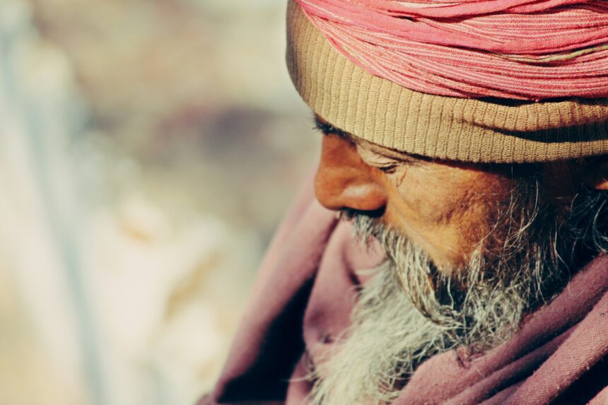 Cristão passa 10 anos em situação de escravidão no Paquistão e ora pela ajuda de Deus, até receber ajuda e ser liberto. Foto: Representativa/Unsplash.
