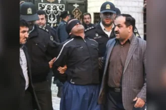 Cristãos são mortos e líderes presos no Irã, enquanto igrejas clandestinas continuam crescendo e milhares de pessoas aceitam Jesus. Foto: Facebook/Iran Alive Ministeries/Ilustrativa.