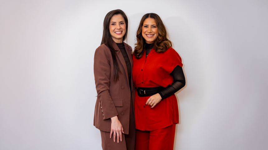 Dando início a uma nova fase na Onimusic, a cantora Nai Lopes apresenta o single “Vencedor (Champion)”, gravado em parceria com Ana Nóbrega. Foto: Divulgação.
